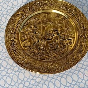 2 Vintage England Repousse Brass Wall Hanging Plate Colonial Scene 14.5" Set